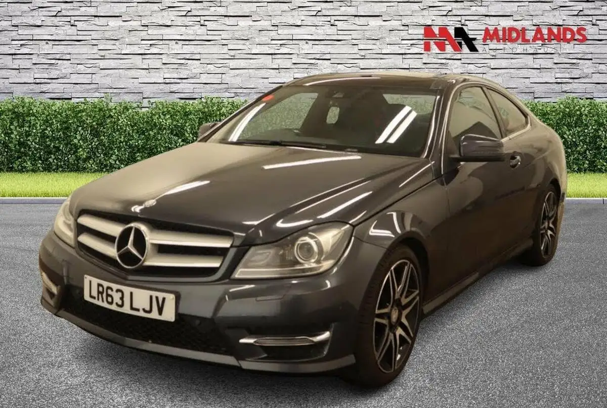 2013-mercedes-benz-c-class-21cdi-c220-cdi-amg-sport-plus-cdi-coupe-2d-7g-tronic-big-2