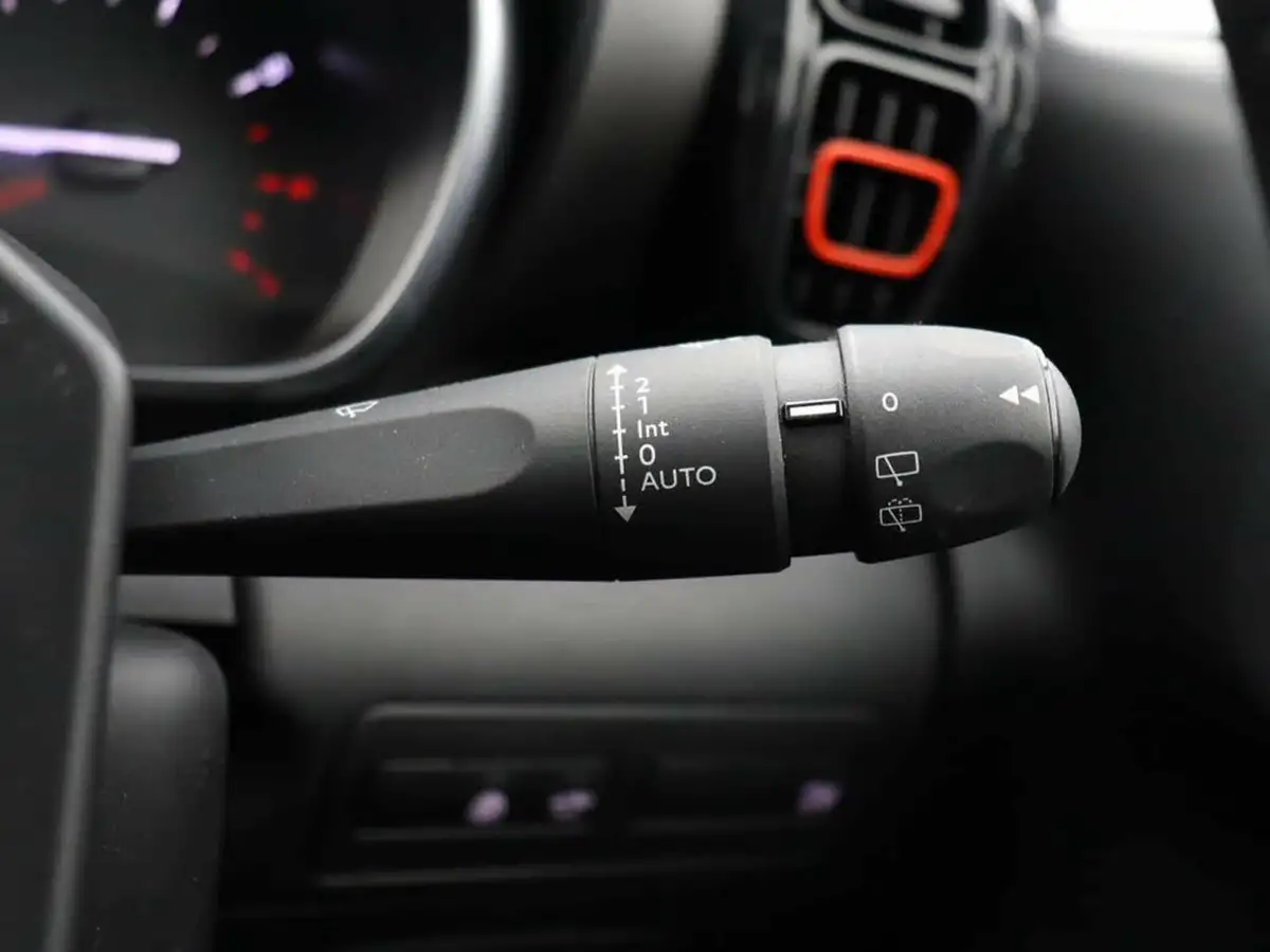 2020-citroen-c3-aircross-12-puretech-flair-110ps-ss-eat6-big-32