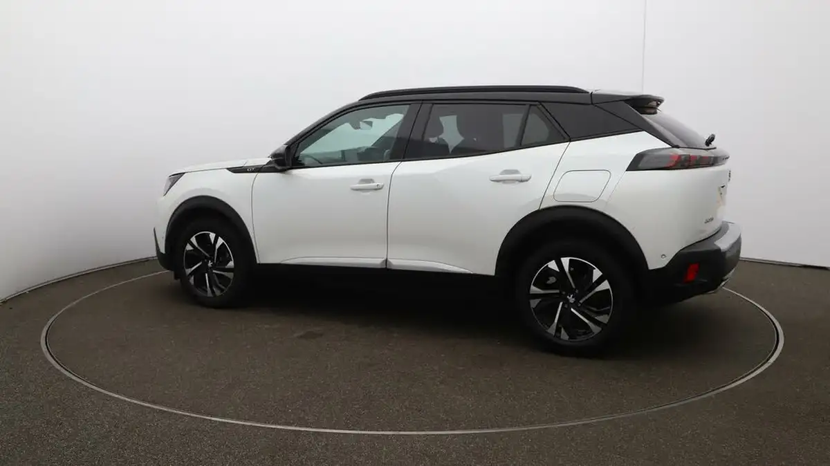 2022-peugeot-2008-suv-12-puretech-gt-big-39