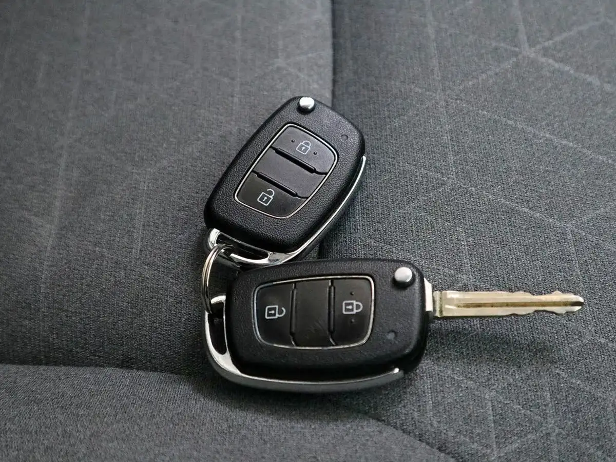 2019-hyundai-i800-25crdi-se-nav-136ps-big-36
