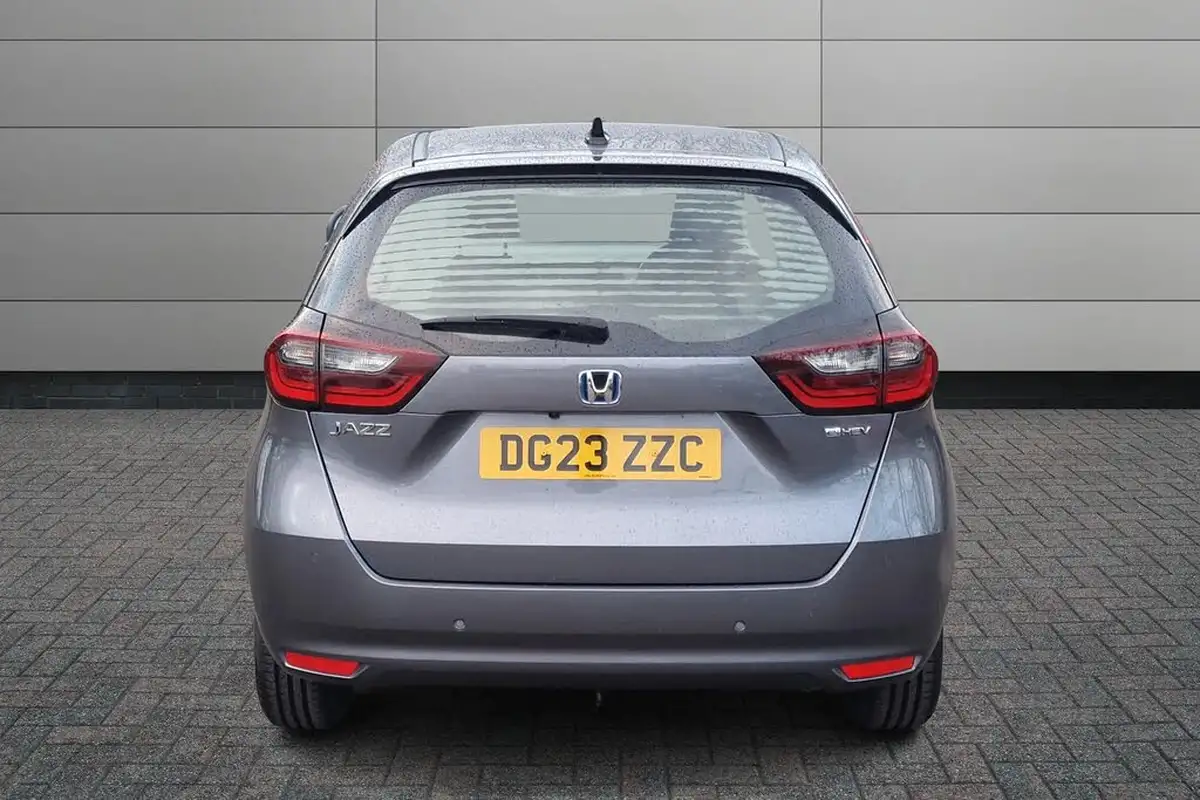 2023-honda-jazz-15-i-mmd-sr-big-6