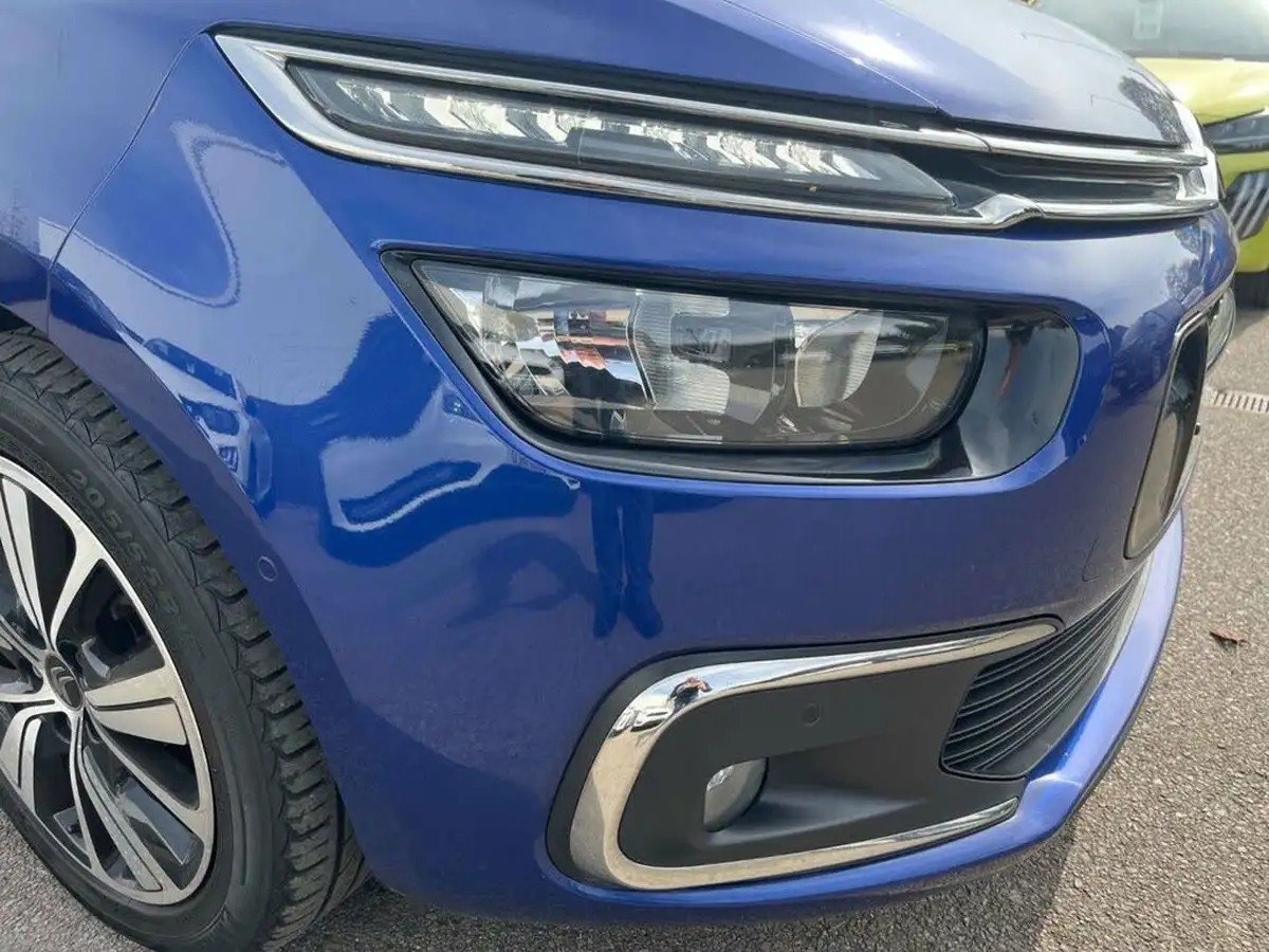 2017-citroen-grand-c4-picasso-16bluehdi-flair-eat6-big-17