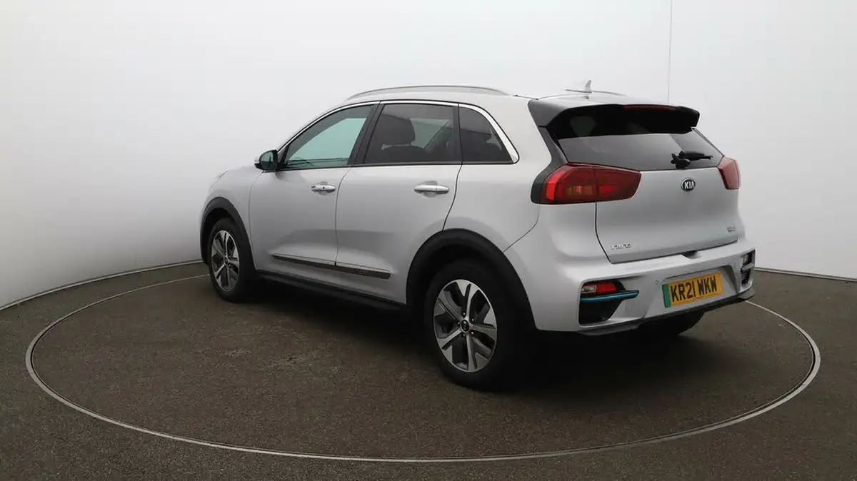 2021-kia-e-niro-ev-4-big-55
