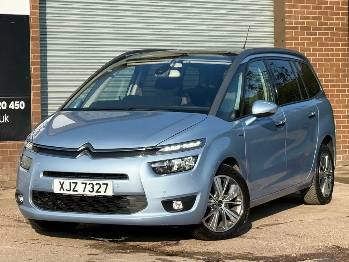 2015-citroen-grand-c4-picasso-16bluehdi-exclusive-eat6-big-5
