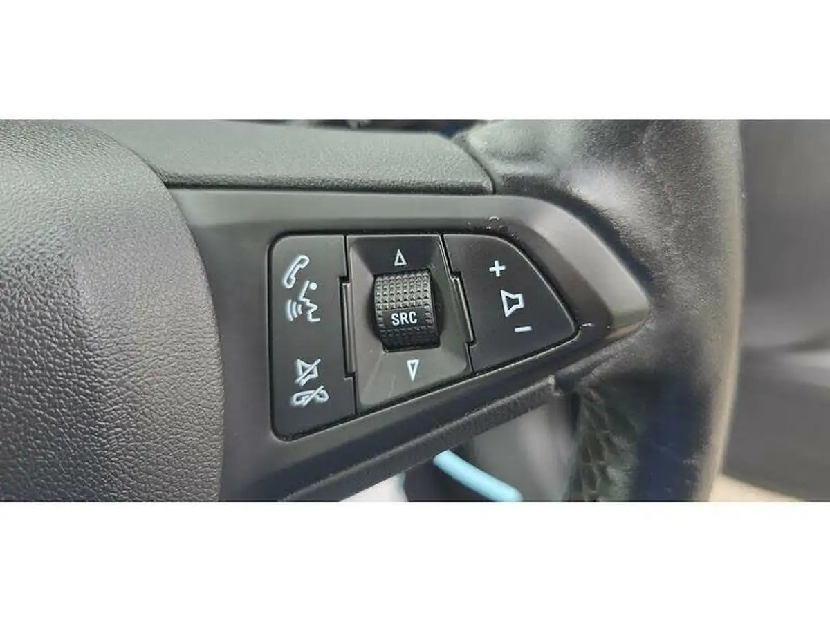 2019-vauxhall-astra-16cdti-griffin-big-24