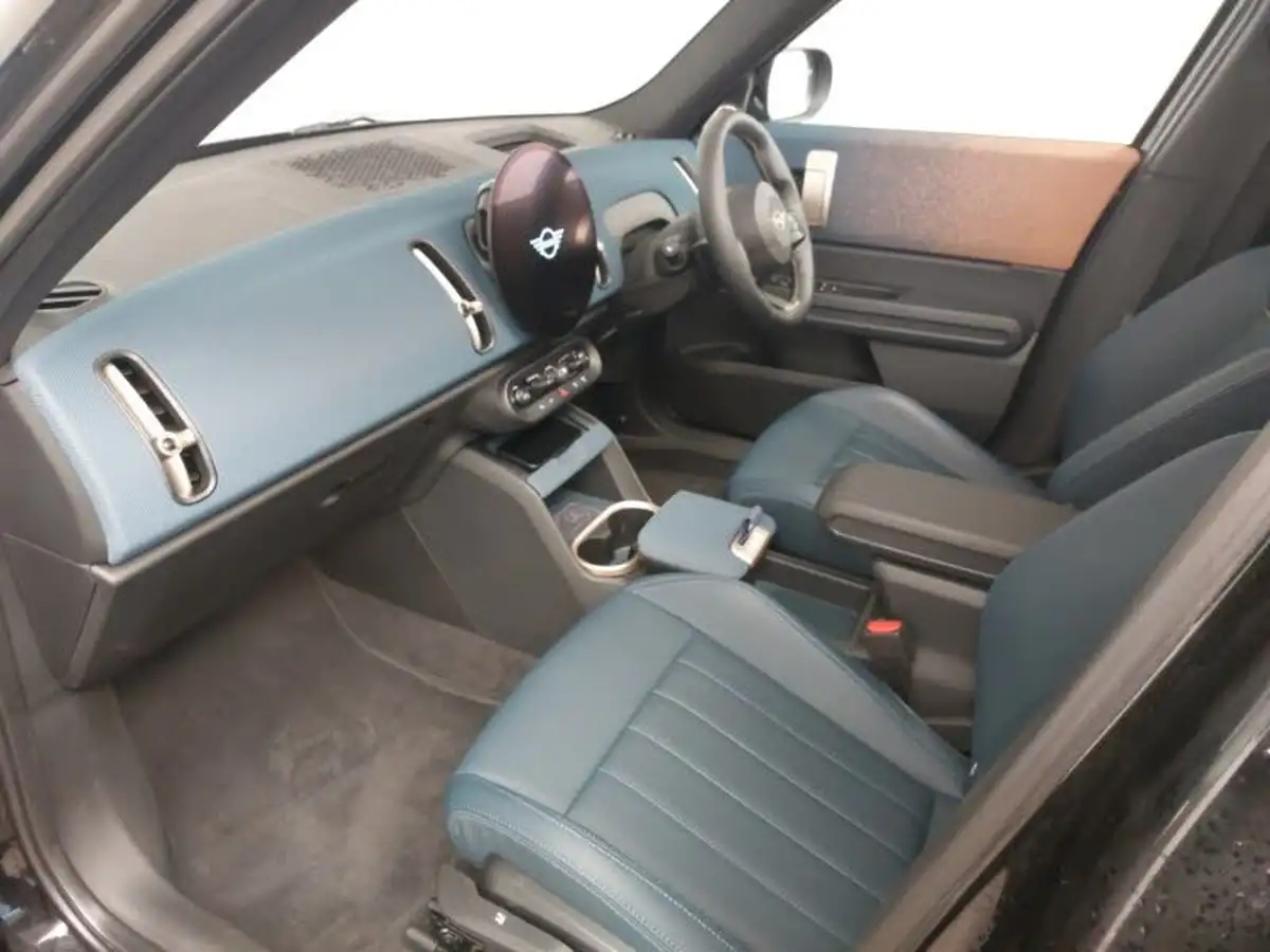 2024-mini-countryman-15-cooper-c-exclusive-big-6