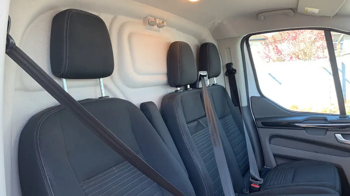 2023-ford-transit-custom-big-20