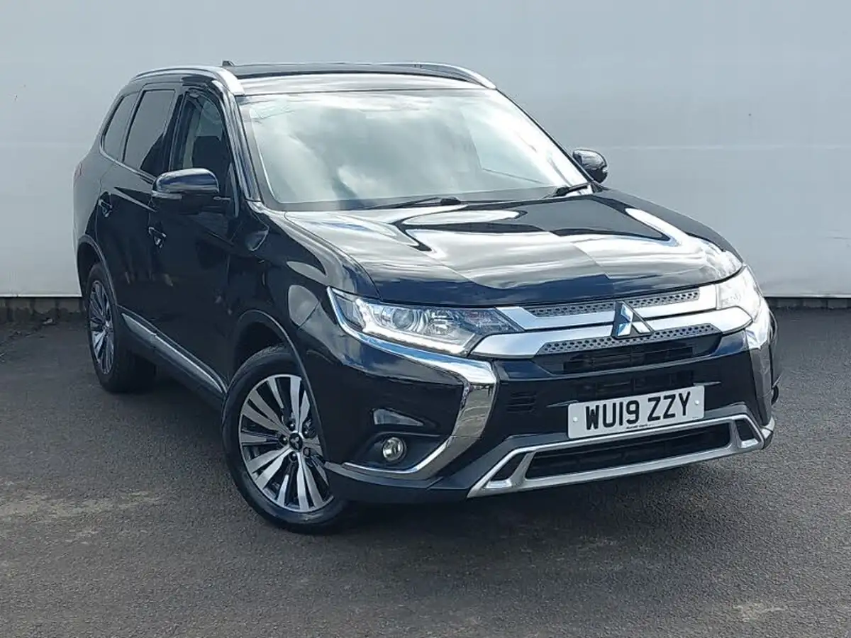 2019-mitsubishi-outlander-20-juro-7st-big-0