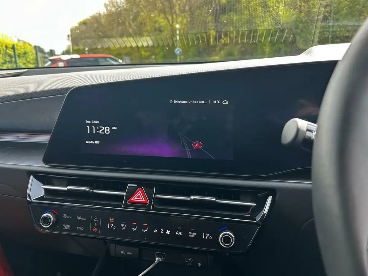 2024-kia-niro-ev-e-4-heat-pump-big-9