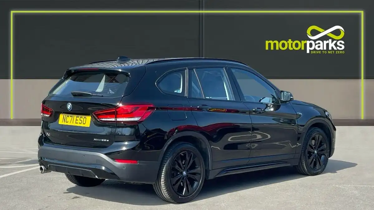 2022-bmw-x1-15-xdrive-25e-phev-sport-big-2