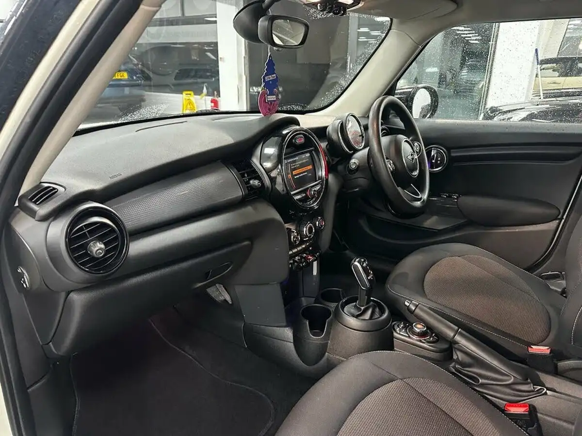 2019-mini-cooper-15-cooper-classic-hatchback-5d-auto-big-20