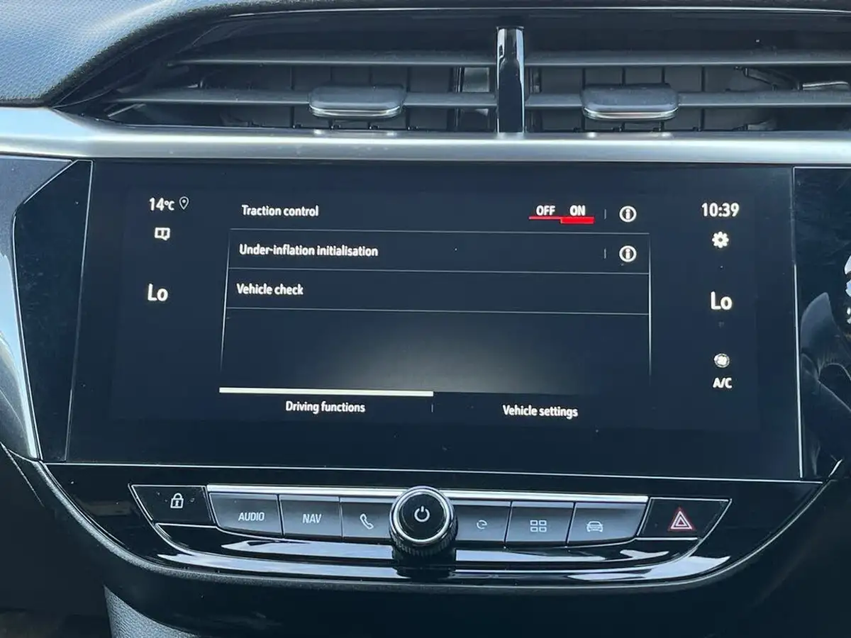 2023-vauxhall-corsa-e-ultimate-electric-136ps-11kw-charger-big-19