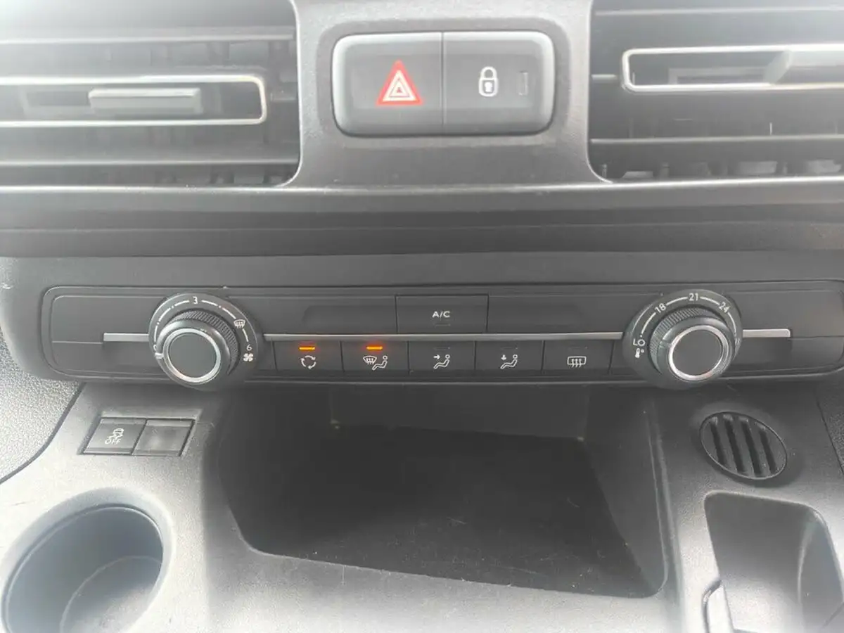 2019-citroen-berlingo-15bluehdi-flair-xl-size-130ps-big-68