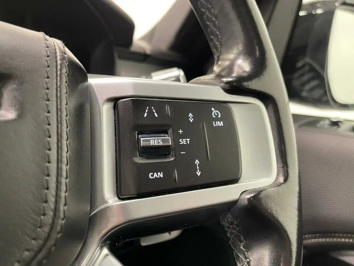 2021-land-rover-discovery-30-d300-r-dynamic-hse-big-24