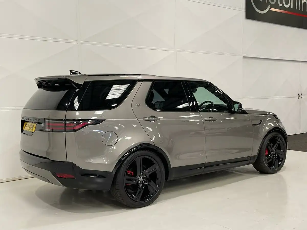 2021-land-rover-discovery-30-d300-r-dynamic-hse-big-64
