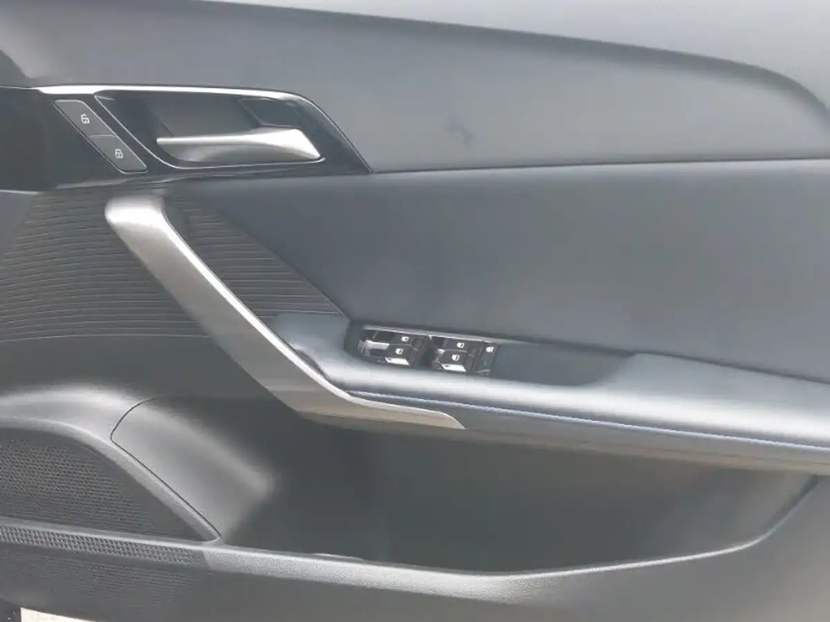 2024-mg-mg4-e-trophy-ev-203ps-long-big-11