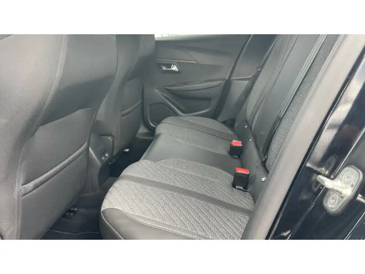 2024-peugeot-208-12-puretech-allure-big-15