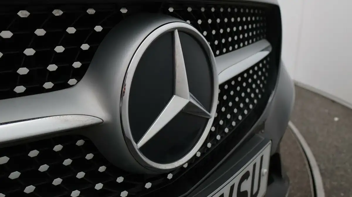 2019-mercedes-benz-c-class-20-c300-amg-line-coupe-2d-big-21