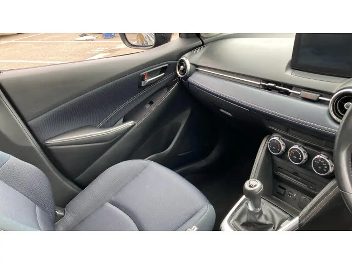 2020-mazda-mazda2-15-skyactiv-g-sport-nav-big-13