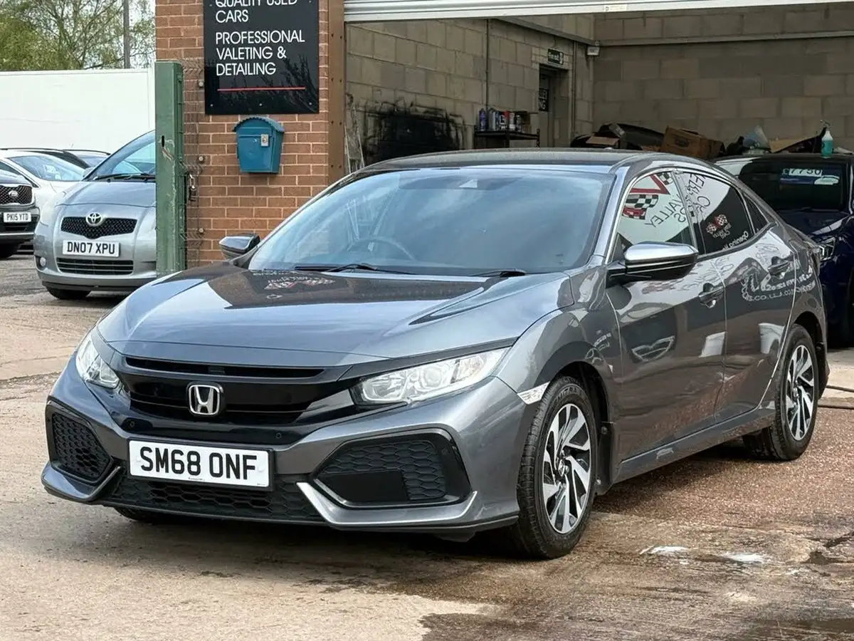 2018-honda-civic-10-vtec-turbo-se-126ps-hatchback-5d-big-11