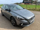 2016-volvo-v40-20td-d2-cross-country-lux-small-0