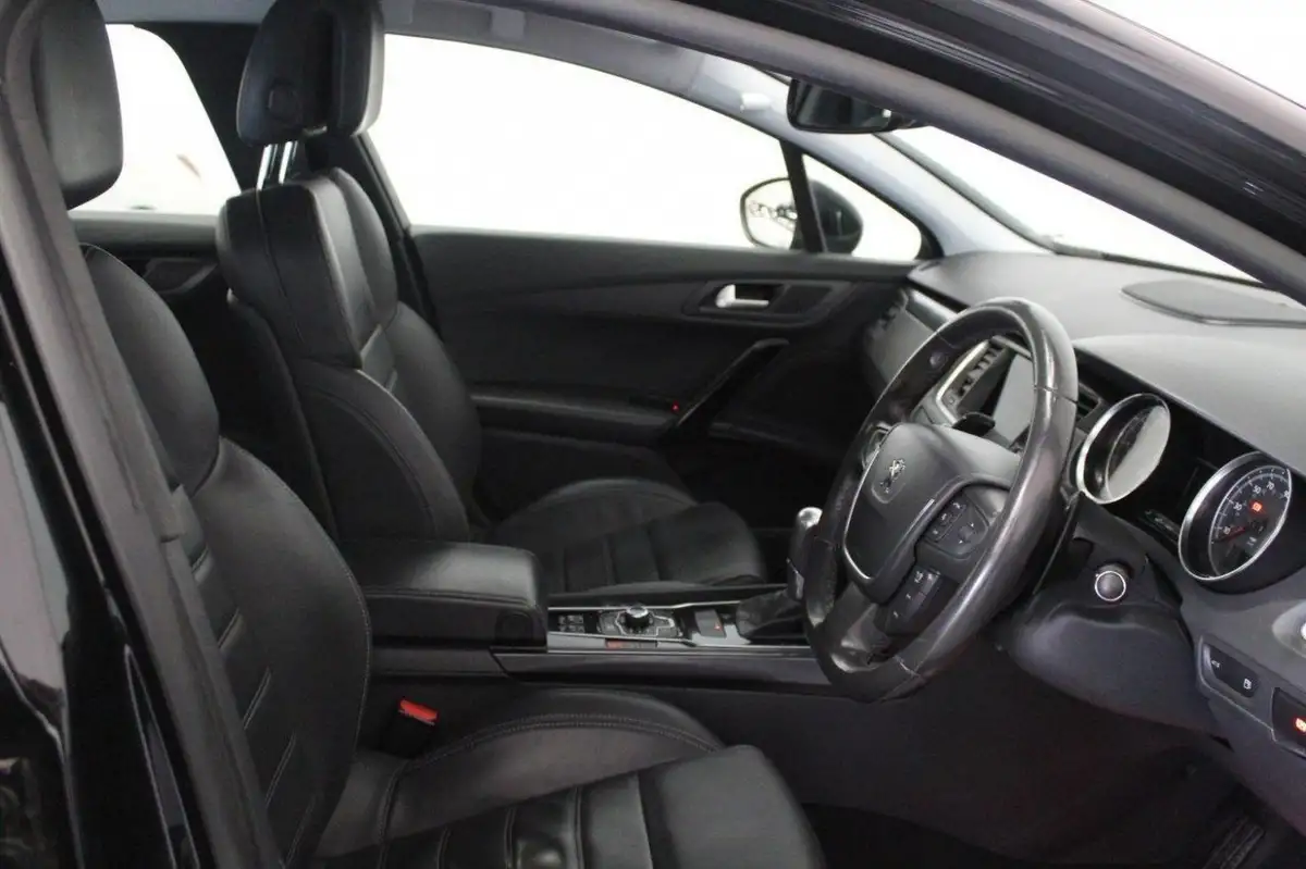 2013-peugeot-508-22hdi-gt-big-23