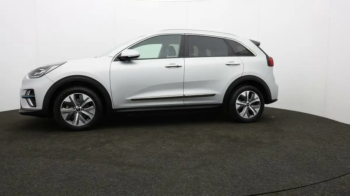 2021-kia-e-niro-ev-4-big-58