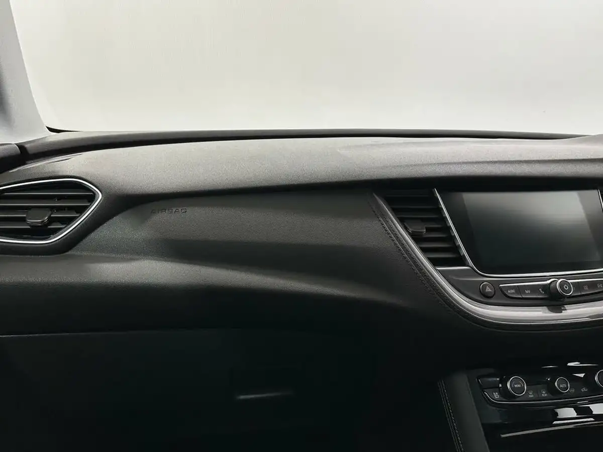 2019-vauxhall-grandland-x-15td-elite-nav-ss-blueinjection-big-25