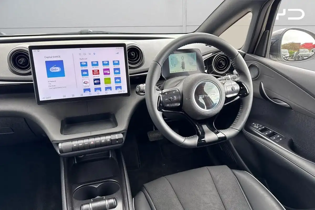 2025-byd-dolphin-e-comfort-big-11