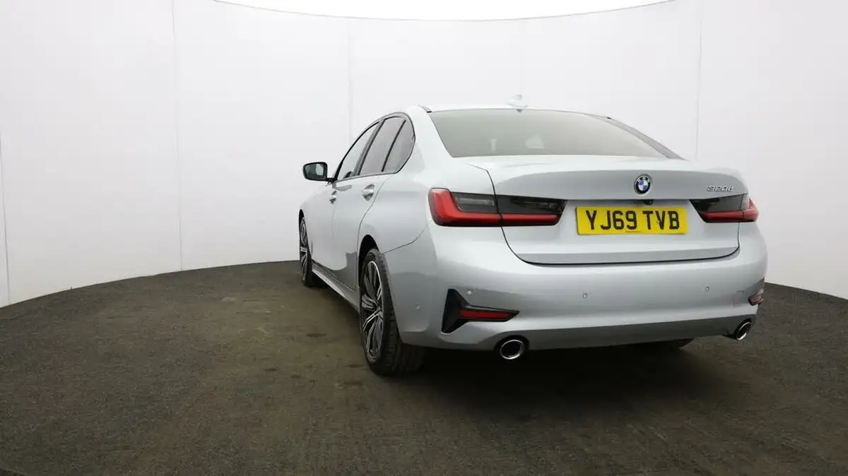 2020-bmw-3-series-20td-320d-se-saloon-4d-sport-auto-big-23