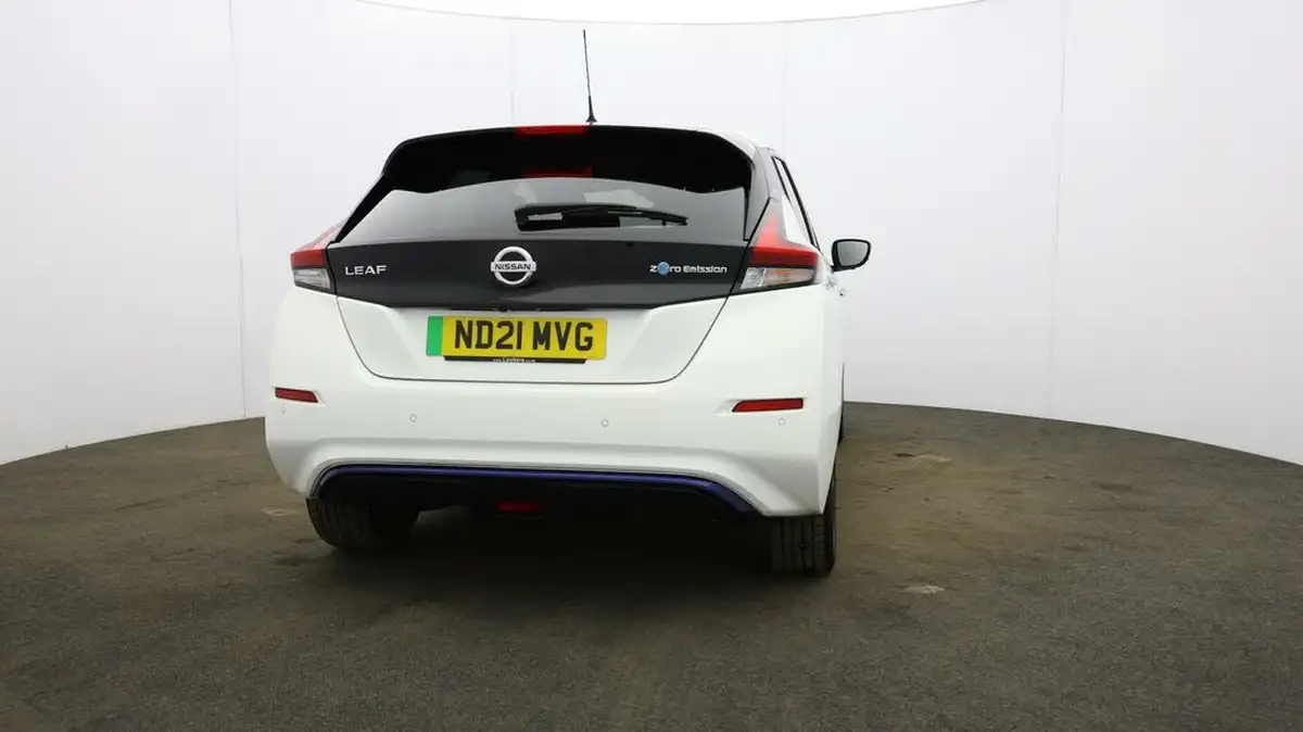 2021-nissan-leaf-e-n-connecta-big-54