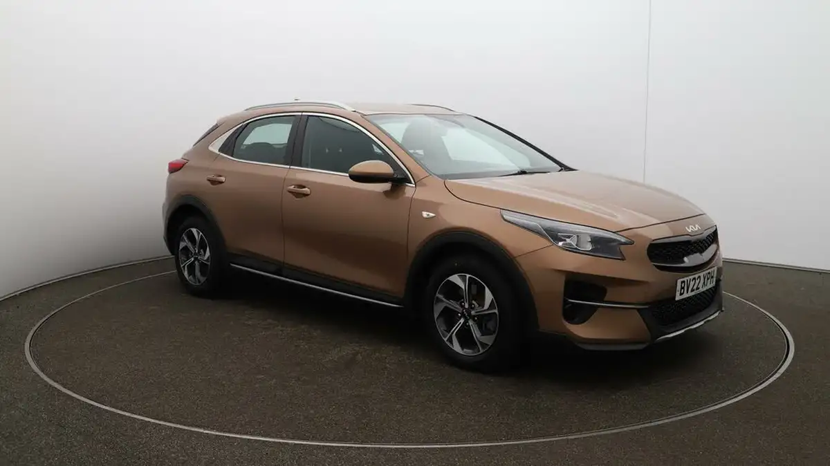 2022-kia-xceed-10-t-gdi-2-big-1