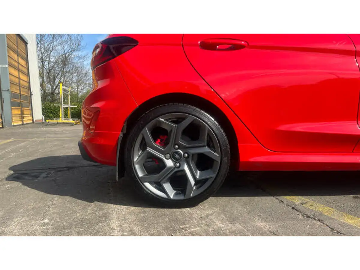 2023-ford-fiesta-15t-st-3-big-6