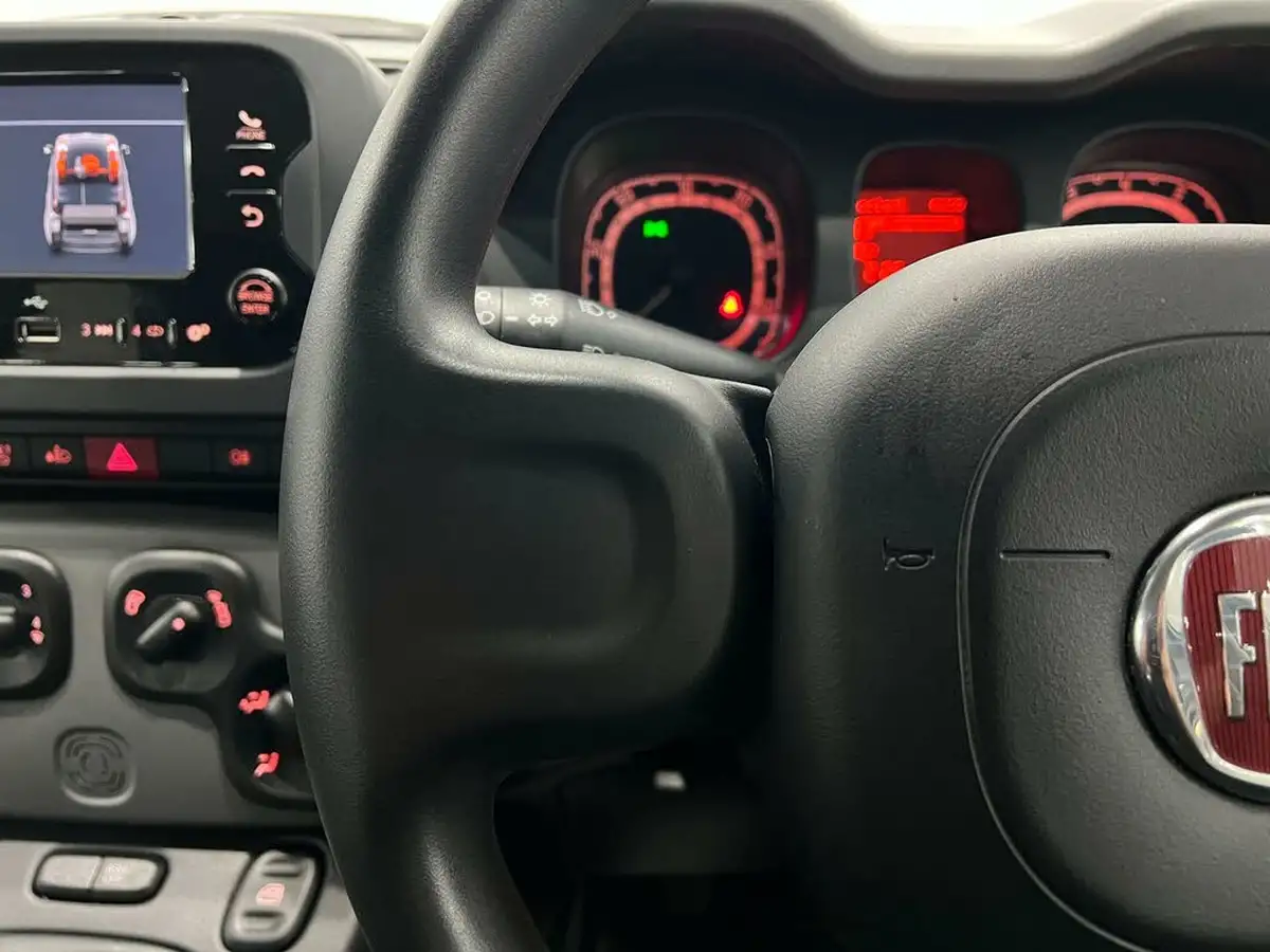 2023-fiat-panda-10-city-life-big-37