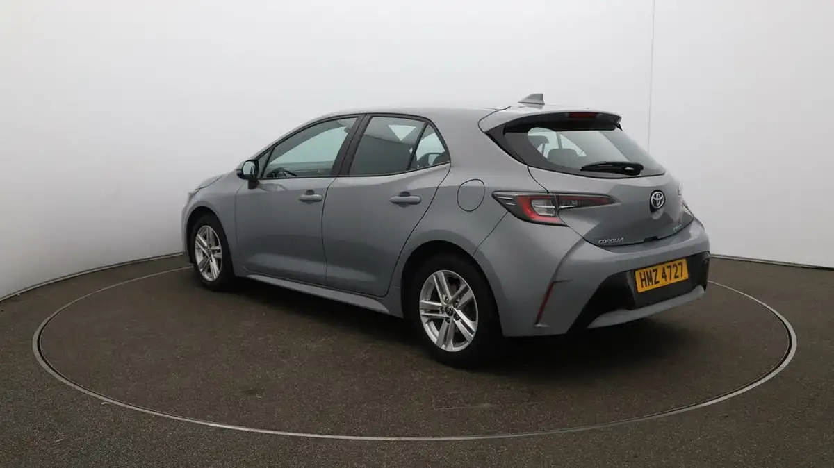 2022-toyota-corolla-18-vvt-i-icon-120bhp-trk-hatchback-5d-big-55