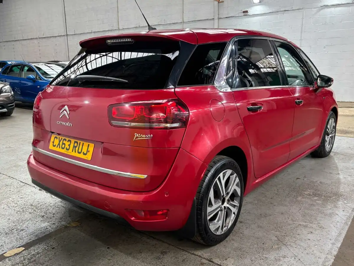 2014-citroen-c4-picasso-16e-hdi-exclusive-airdream-etg6-big-3