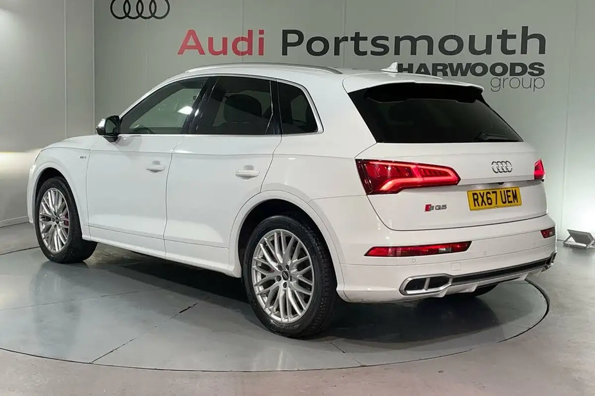 2017-audi-sq5-30-tfsi-quattro-big-7