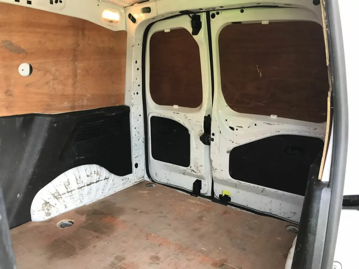 2021-vauxhall-combo-15cdti-sportive-2300-100pseu6dt-l1h1-panel-big-10