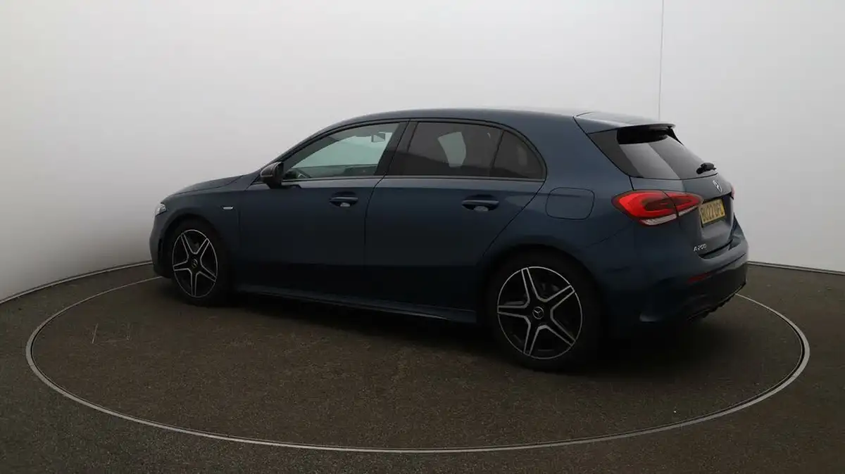 2022-mercedes-benz-a-class-13-a200-amg-line-executive-edition-hatchback-5d-7g-dct-big-29