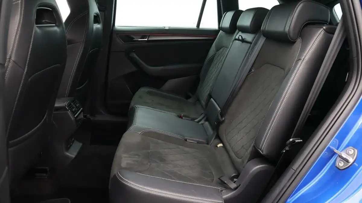 2021-skoda-kodiaq-20tdi-sportline-150ps-dsg-big-16