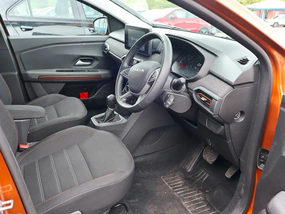 2023-dacia-sandero-stepway-10-tce-journey-90bhp-auto-big-2