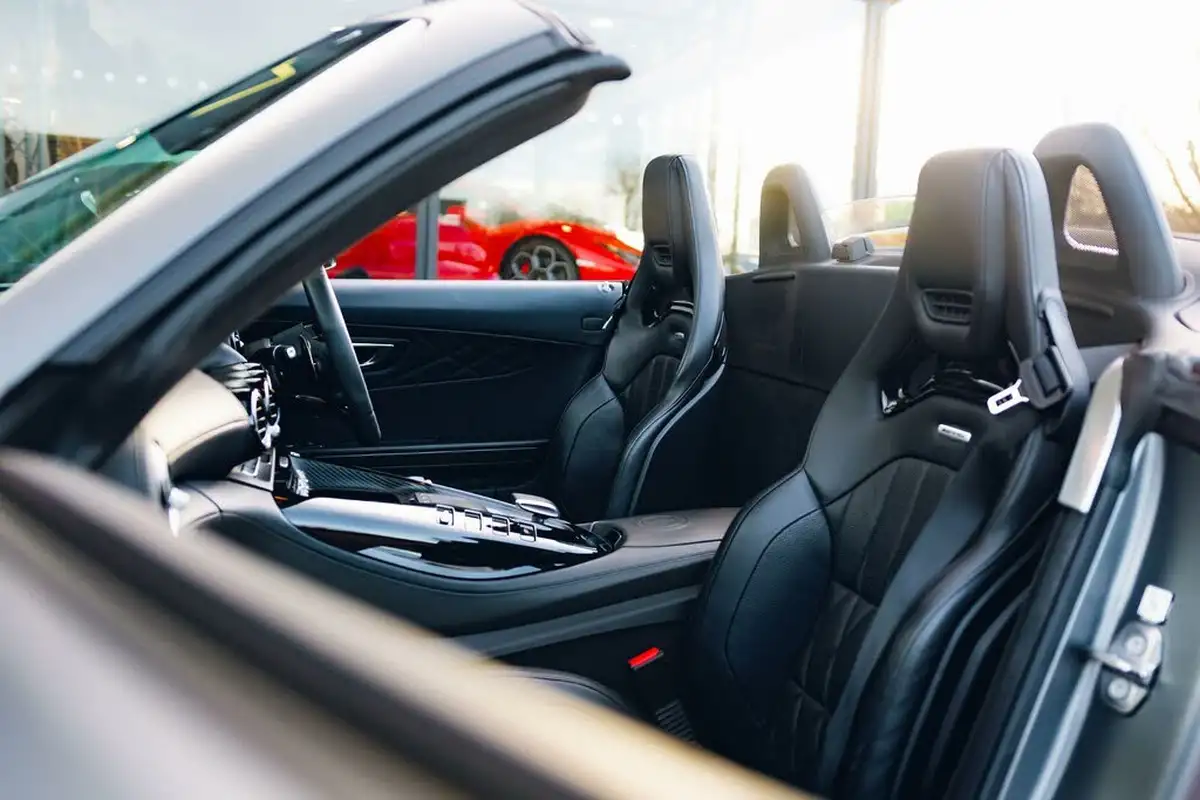 2020-mercedes-benz-amg-40-gt-r-convertible-big-31