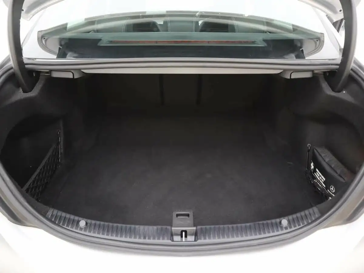 2019-mercedes-benz-c-class-20d-c220d-amg-line-ss-saloon-4d-big-6