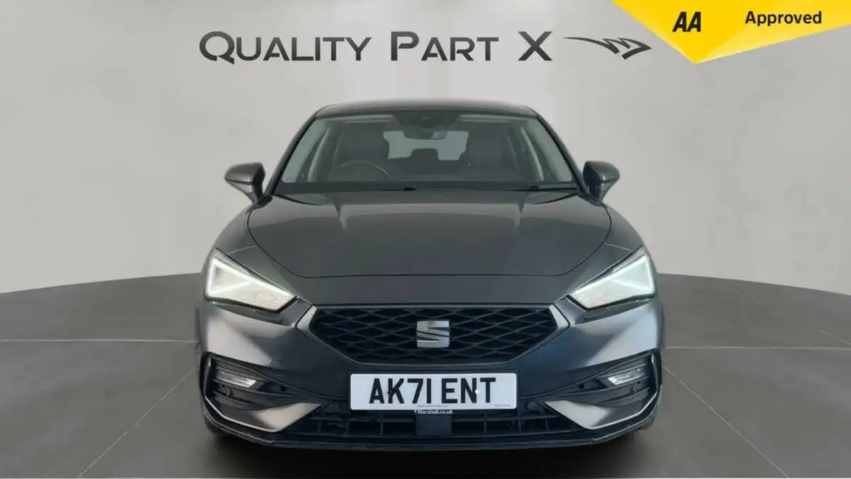 2021-seat-leon-14-e-hybrid-fr-hatchback-big-7