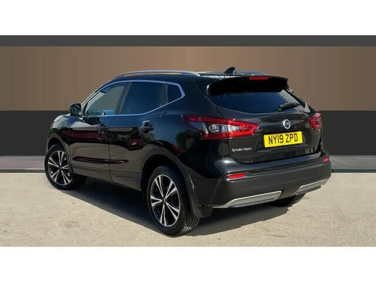 2019-nissan-qashqai-13-dig-t-n-connecta-140ps-big-1