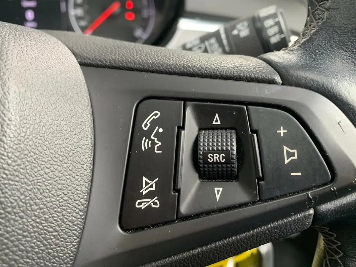 2018-vauxhall-corsa-14i-energy-90ps-ecotec-ac-5d-big-15