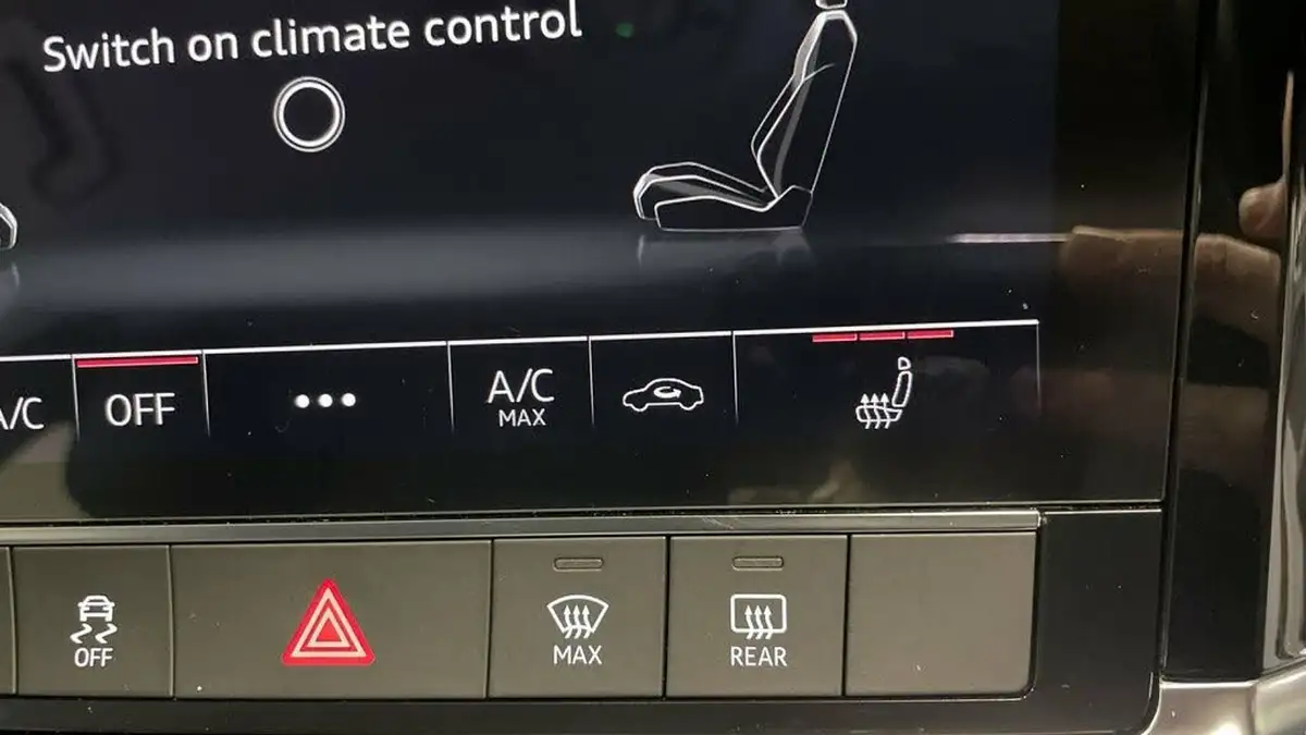 2021-audi-e-tron-55e-technik-station-wagon-big-22