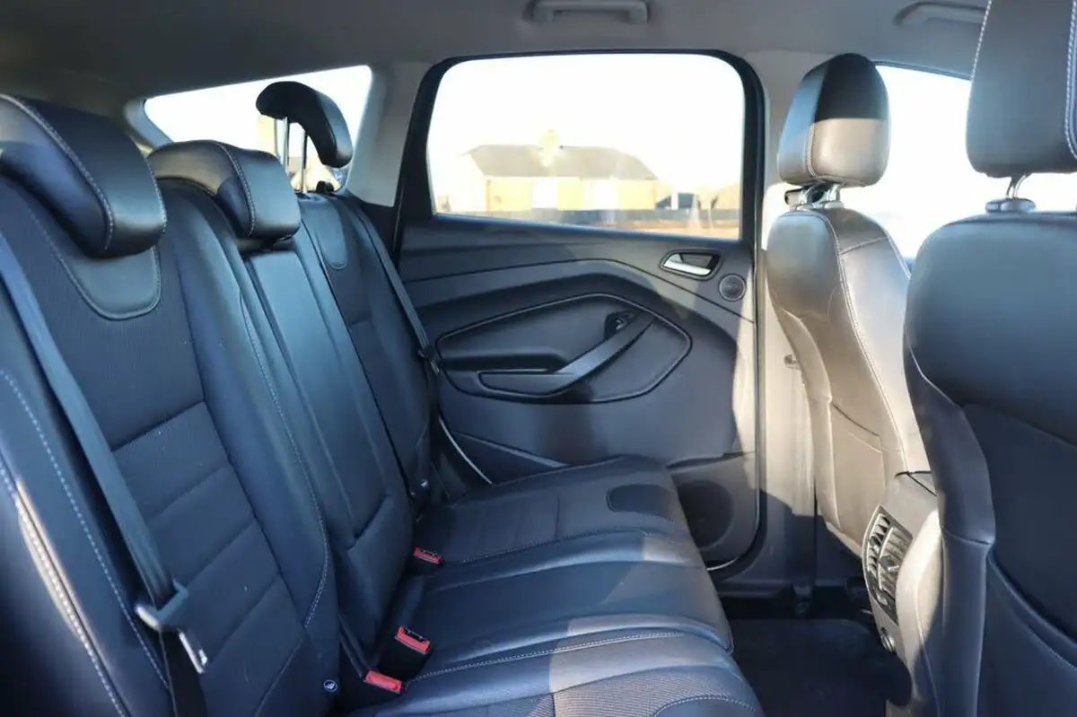 2015-ford-kuga-20tdci-titanium-150ps-big-16