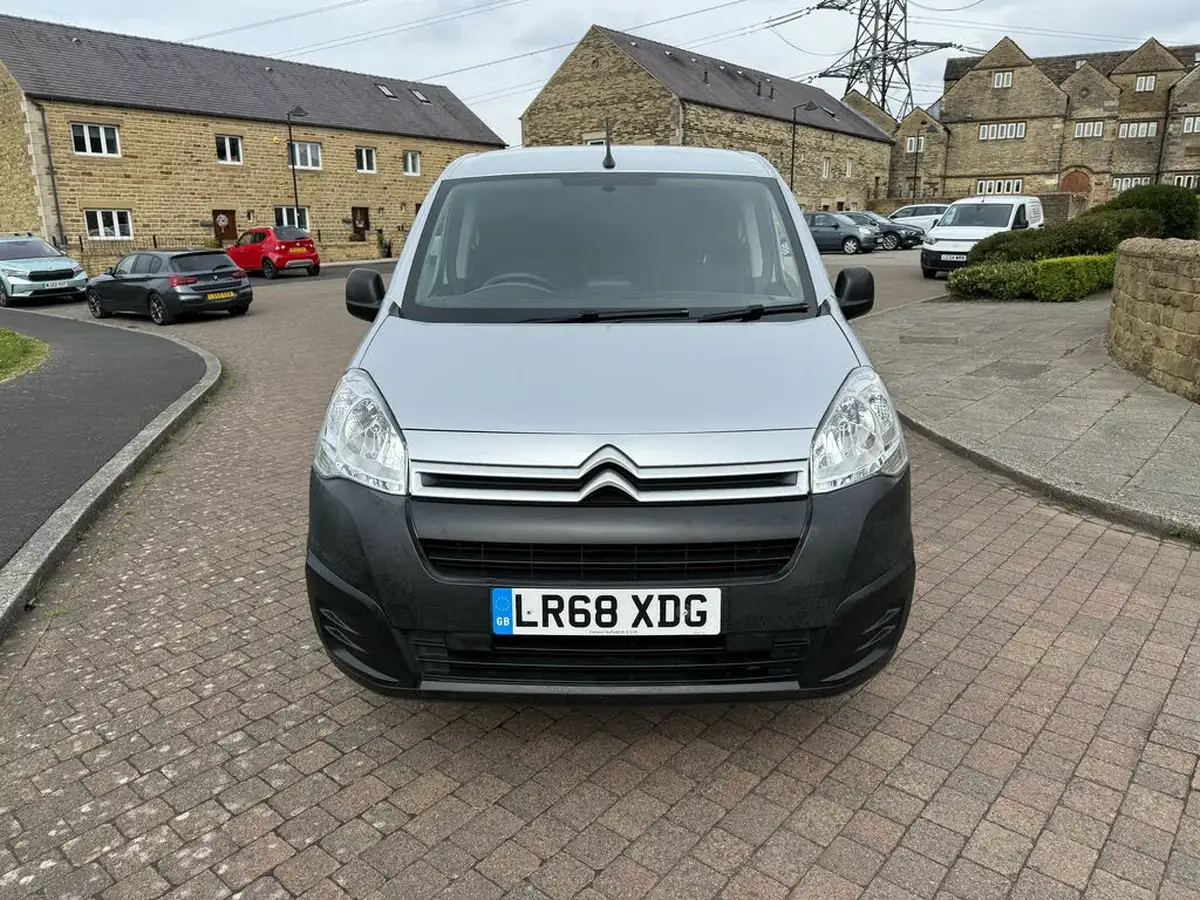 2018-citroen-berlingo-e-635-enterprise-big-1