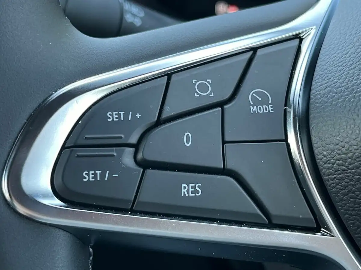 2025-renault-captur-16-techno-145ps-full-big-18